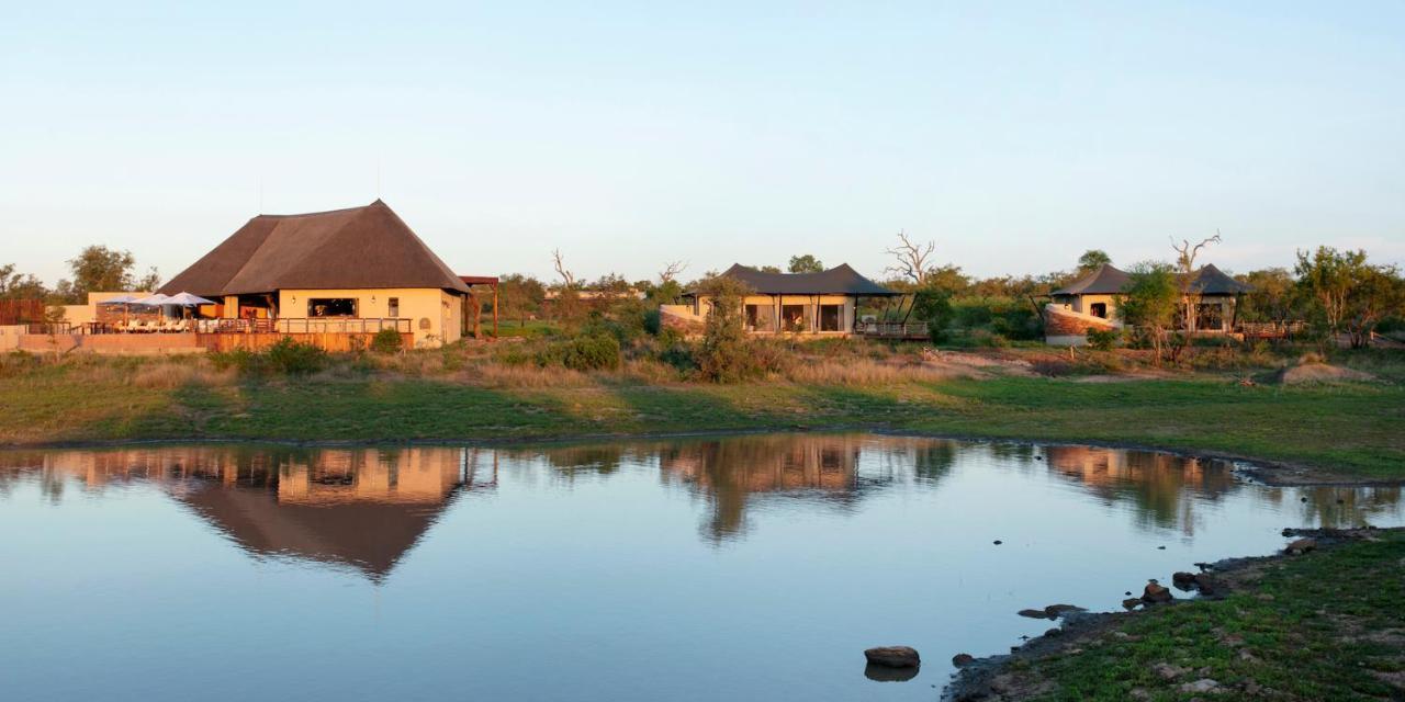 Thabamati Luxury Tented Camp ティムババティ野生保護区 エクステリア 写真