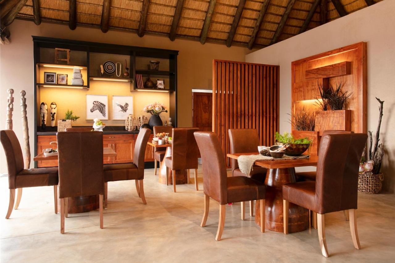 Thabamati Luxury Tented Camp ティムババティ野生保護区 エクステリア 写真