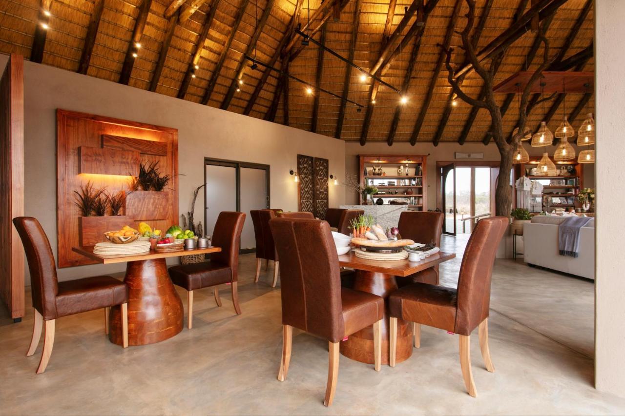 Thabamati Luxury Tented Camp ティムババティ野生保護区 エクステリア 写真